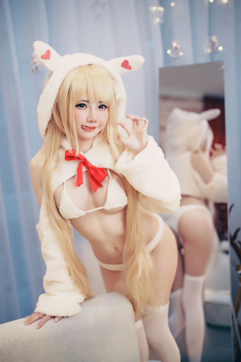 Sally多啦雪 (Sally Dorasnow) Marin Christmas Bunny [49P-366MB]